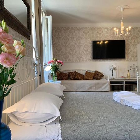 Mama'S And Papa'S Luxury Rooms Сплит Екстериор снимка